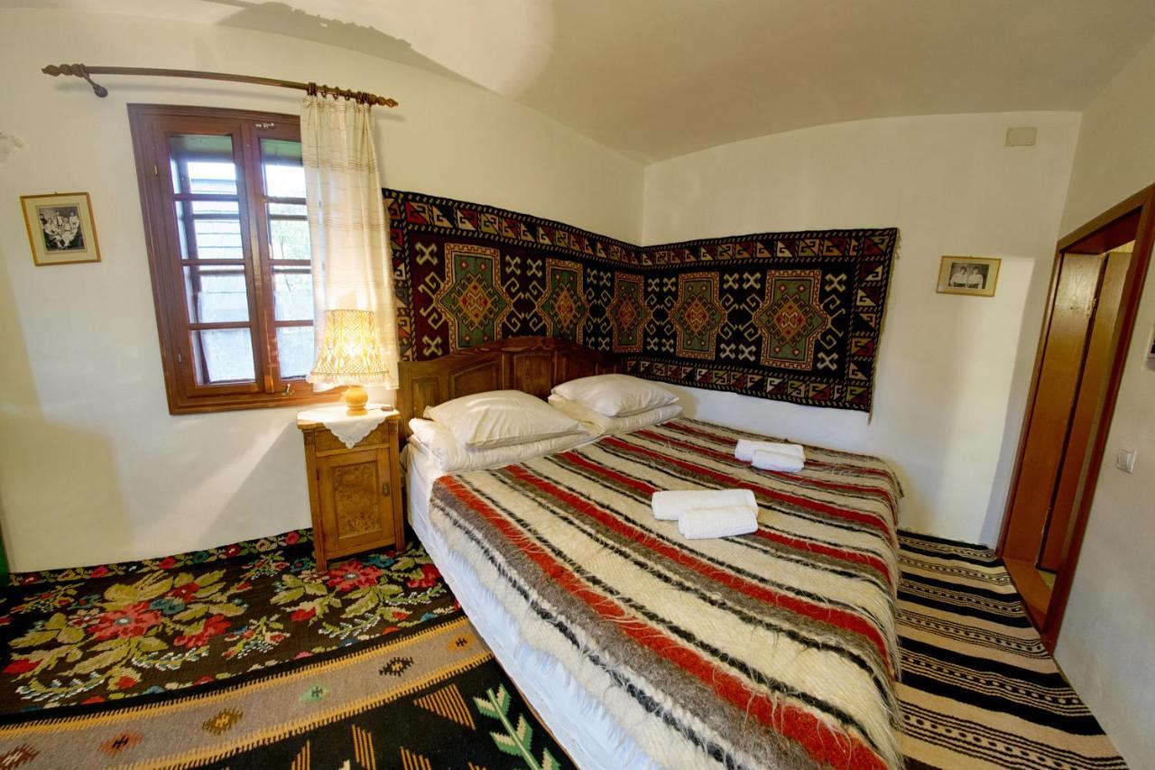 Casa Bunicii Din Bucovina Villa วามา ภายนอก รูปภาพ
